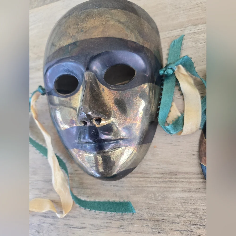 Vintage Brass Masks - Picture 7 of 8